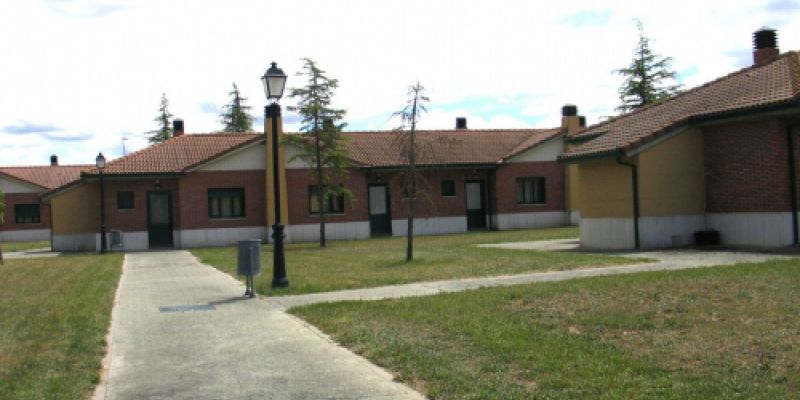 Exterior apartamentos en Villa de Perales